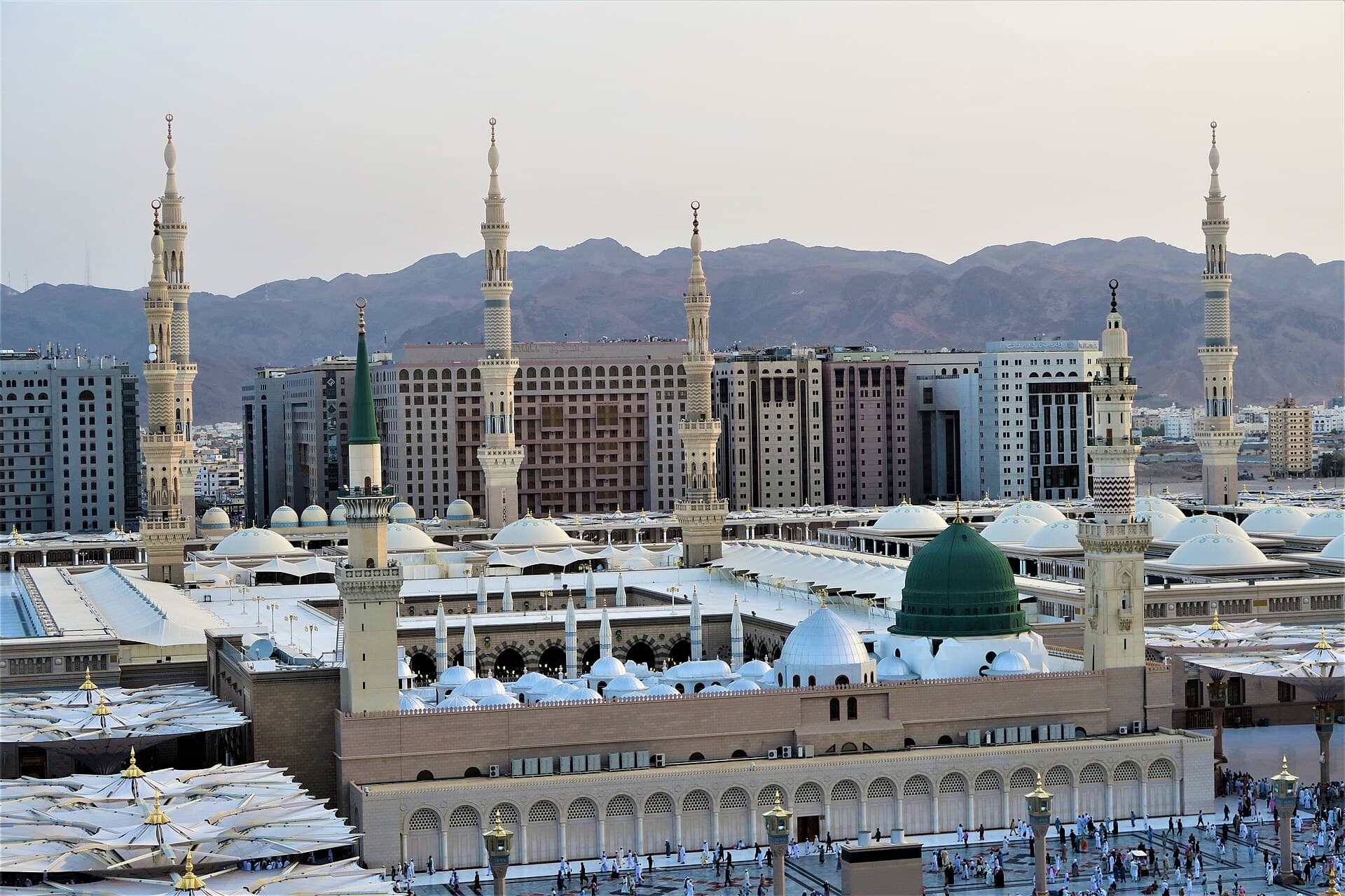 Al-Masjid an-Nabawi
